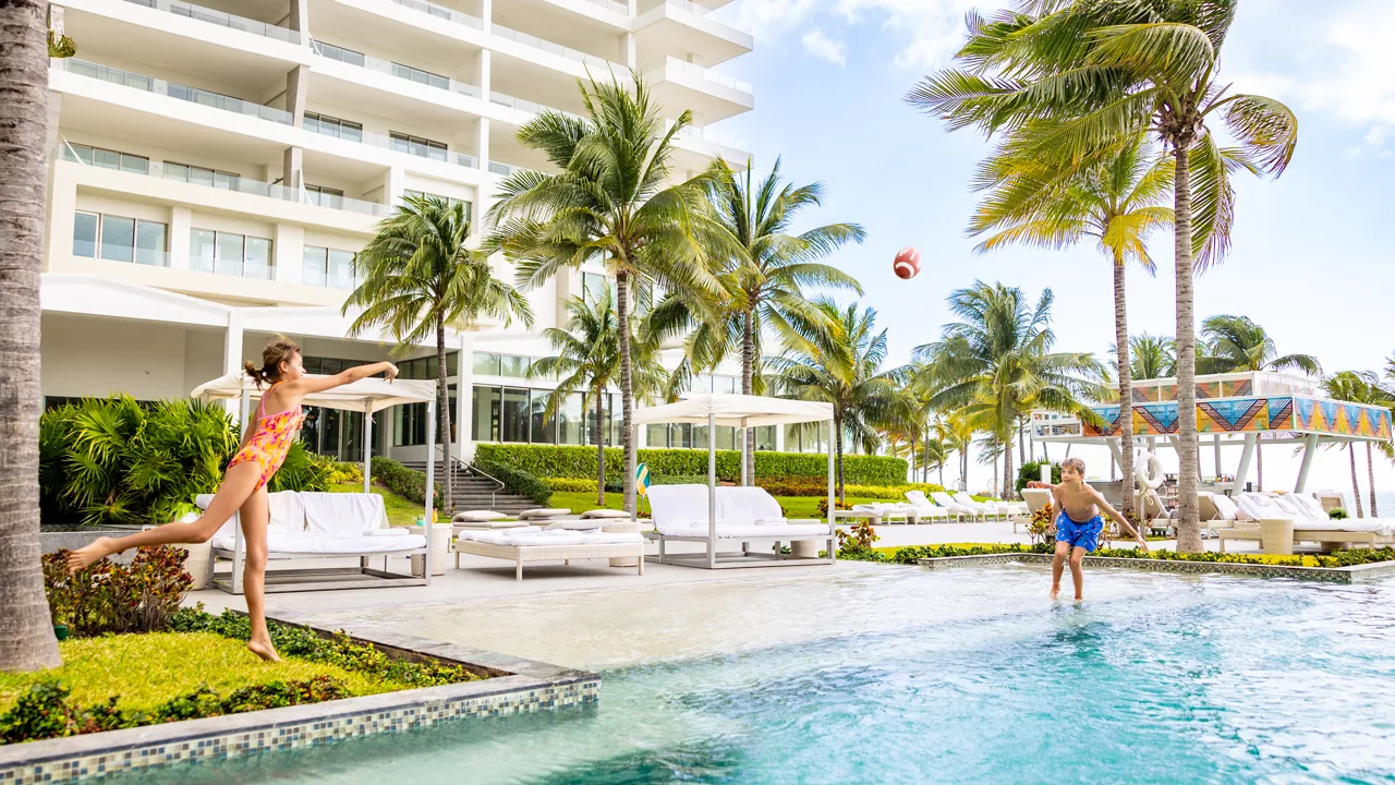 Kids Club video thumbnail - children enjoying activities at Garza Blanca Cancun